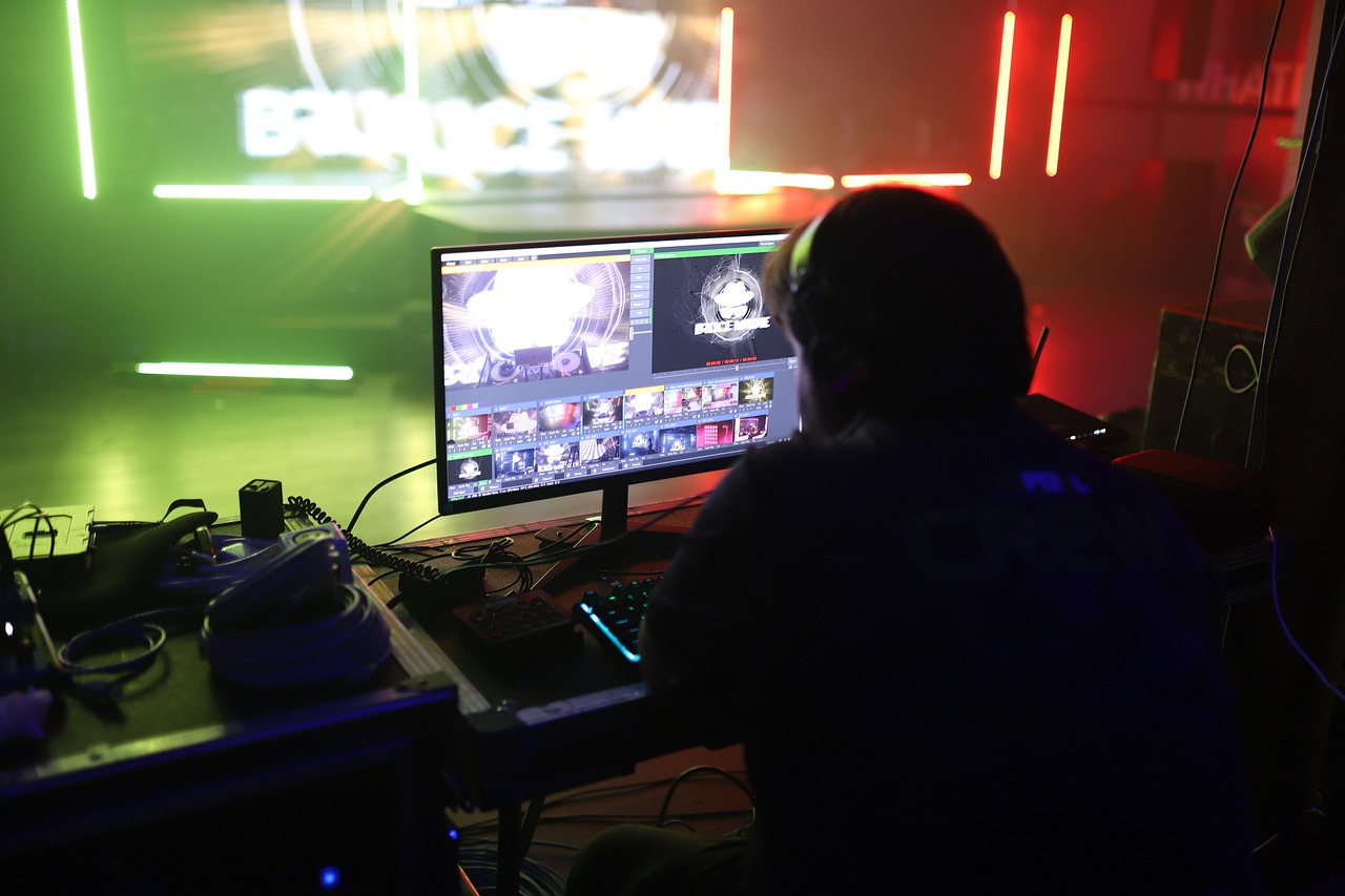 世纪佳缘实名账号：IP衍生品购买平台